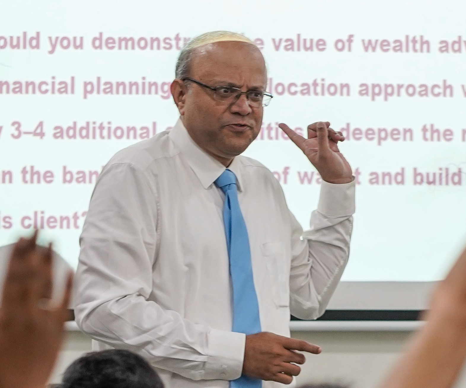 CRM and Wealth Advisory in Banking with the students