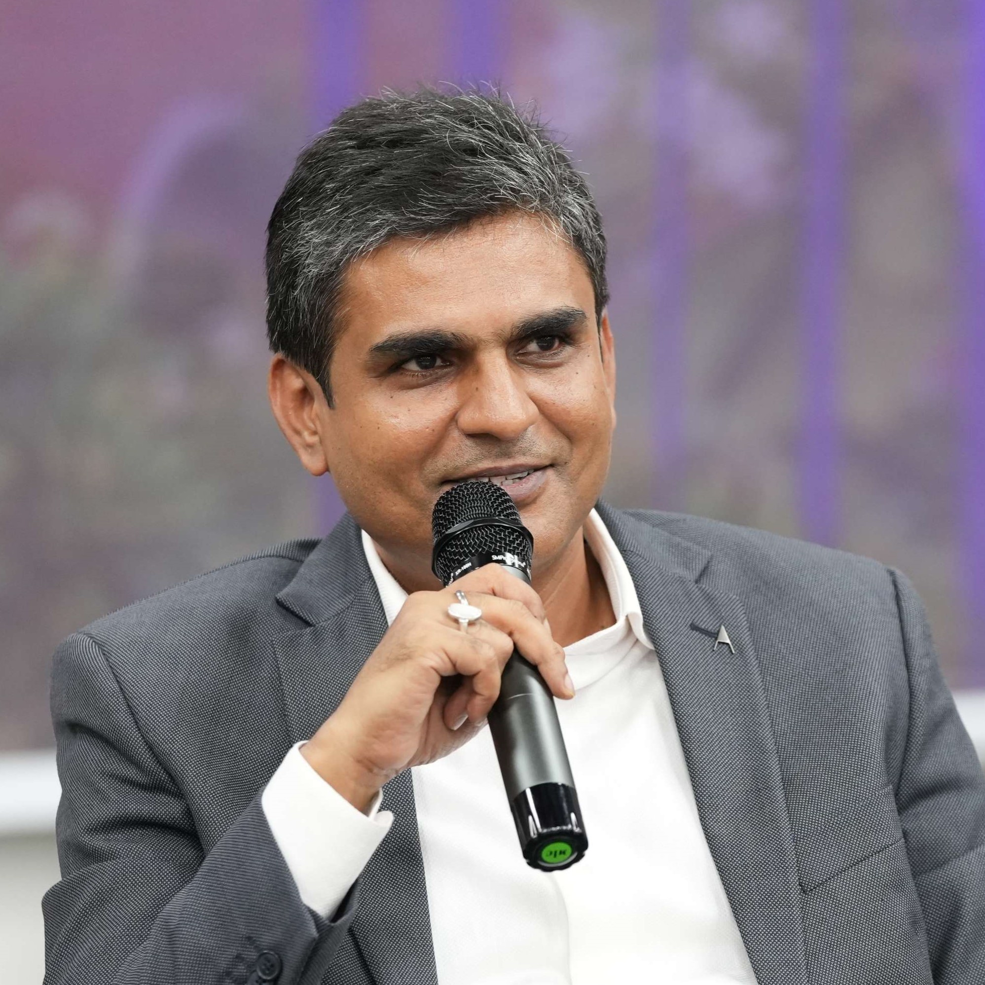 Mr Ashutosh Tiwary