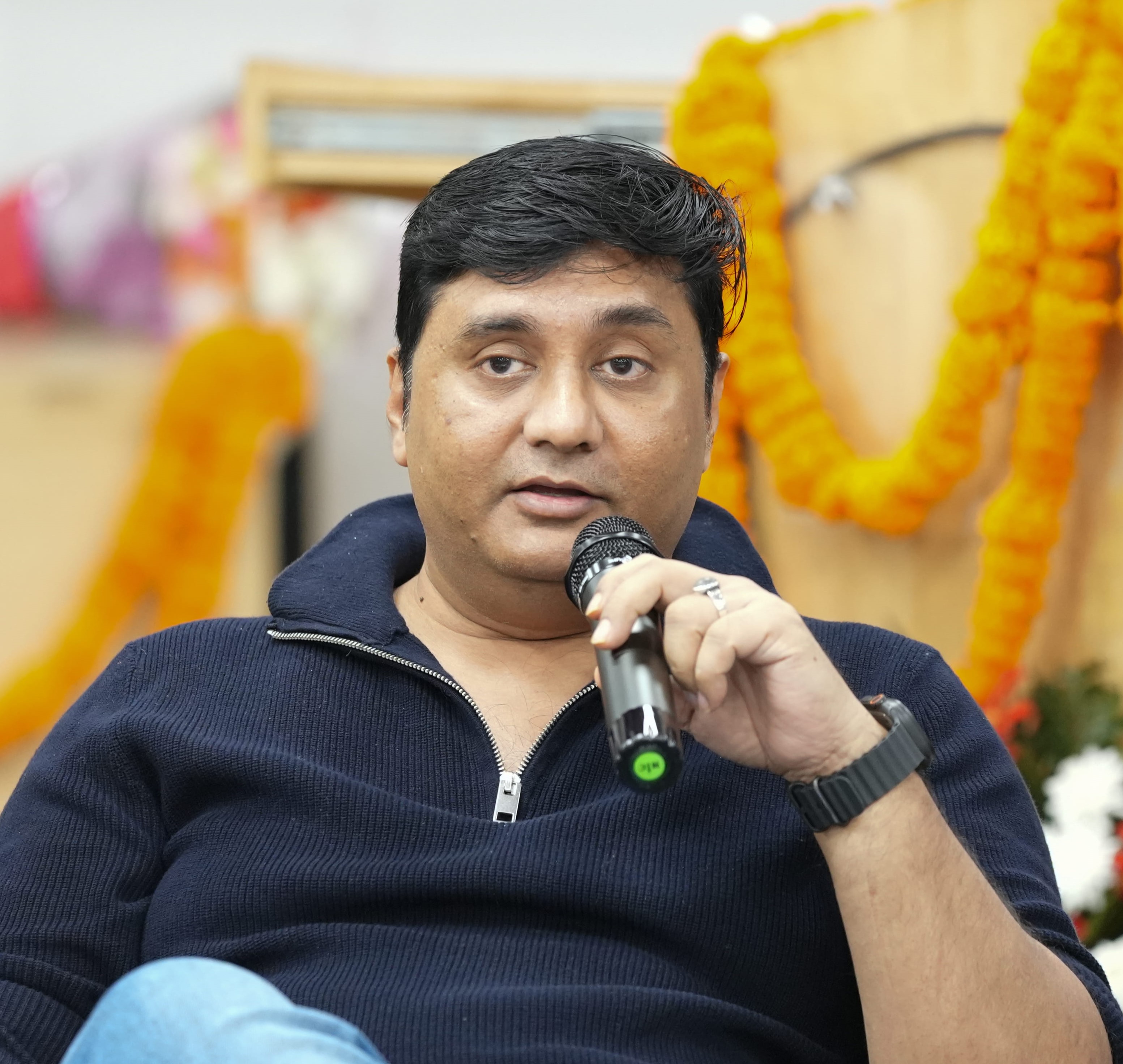 Mr Nikhil Jain