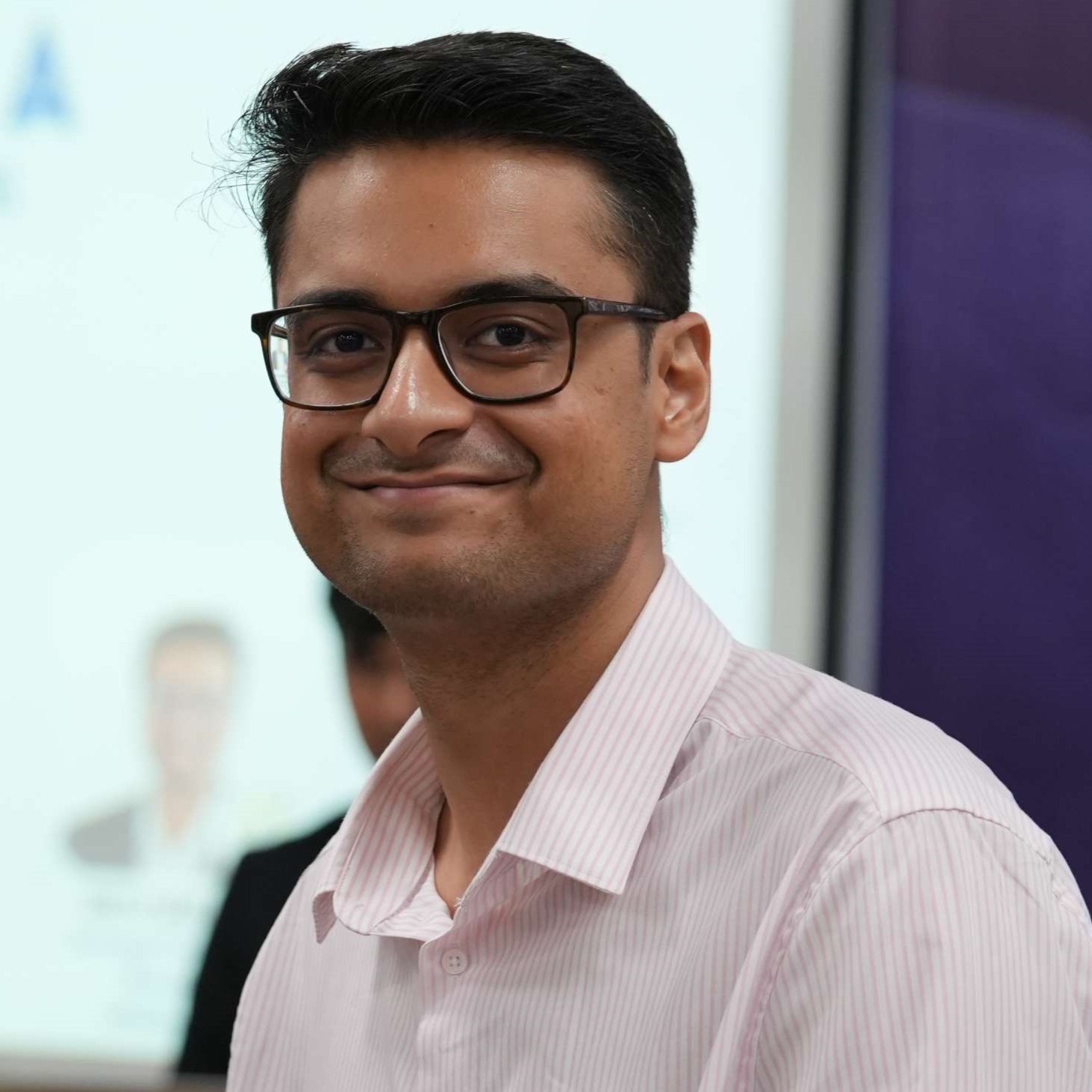 Mr Shitij Sablania